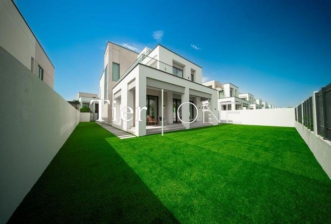 4BR Villa in Caya 2