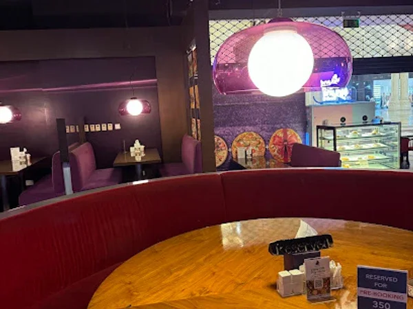Alpys Cafe & Restaurant