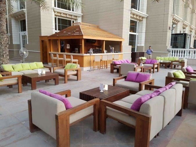 The Pool Bars - The Westin Dubai Mina Seyahi