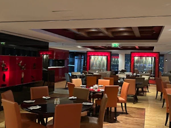 Kris Restaurant and Lounge