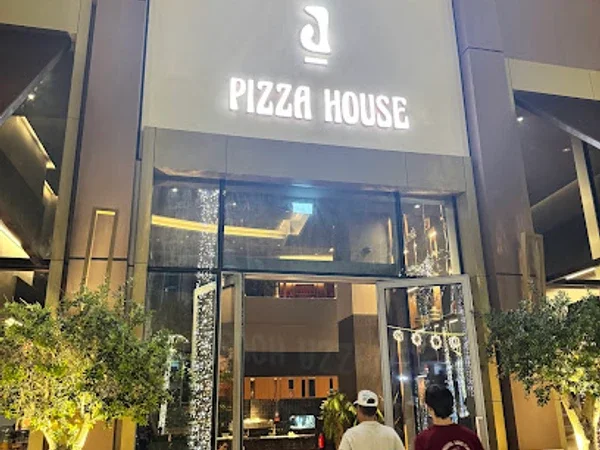 J Pizza House