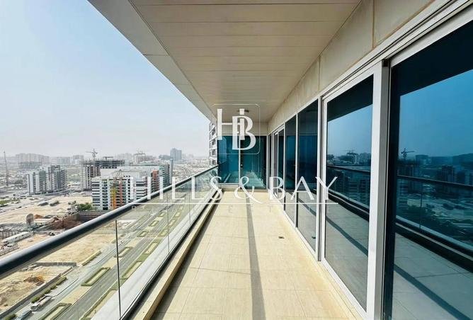 2BR Apartment in Skycourts Tower F