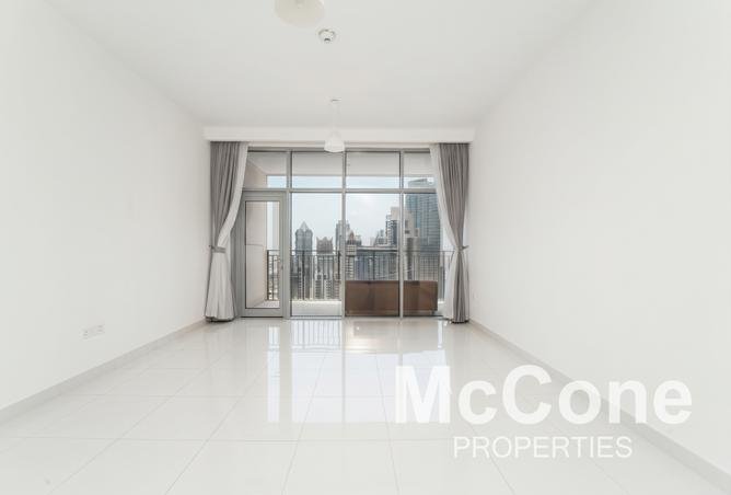 Квартира 2BR в Boulevard Crescent Tower 1