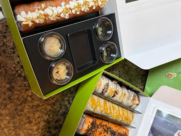 SUSHI SMILEFOOD Arjan