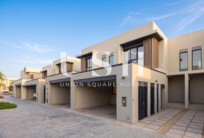 Таунхаус 3BR в Jebel Ali Village Townhouses