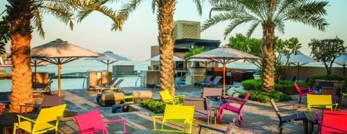 Infini Pool Lounge - Sofitel Dubai Jumeirah Beach