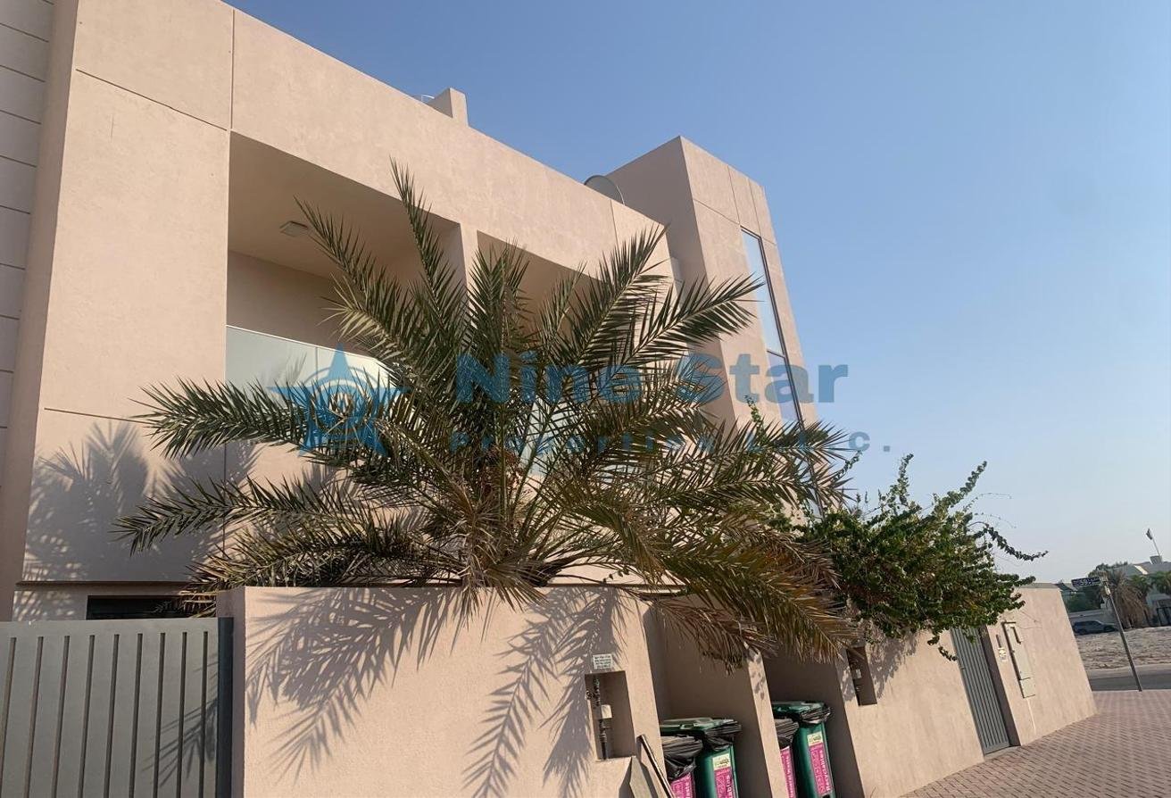 Вилла с 4 спальнями — Jumeirah 1 Villas