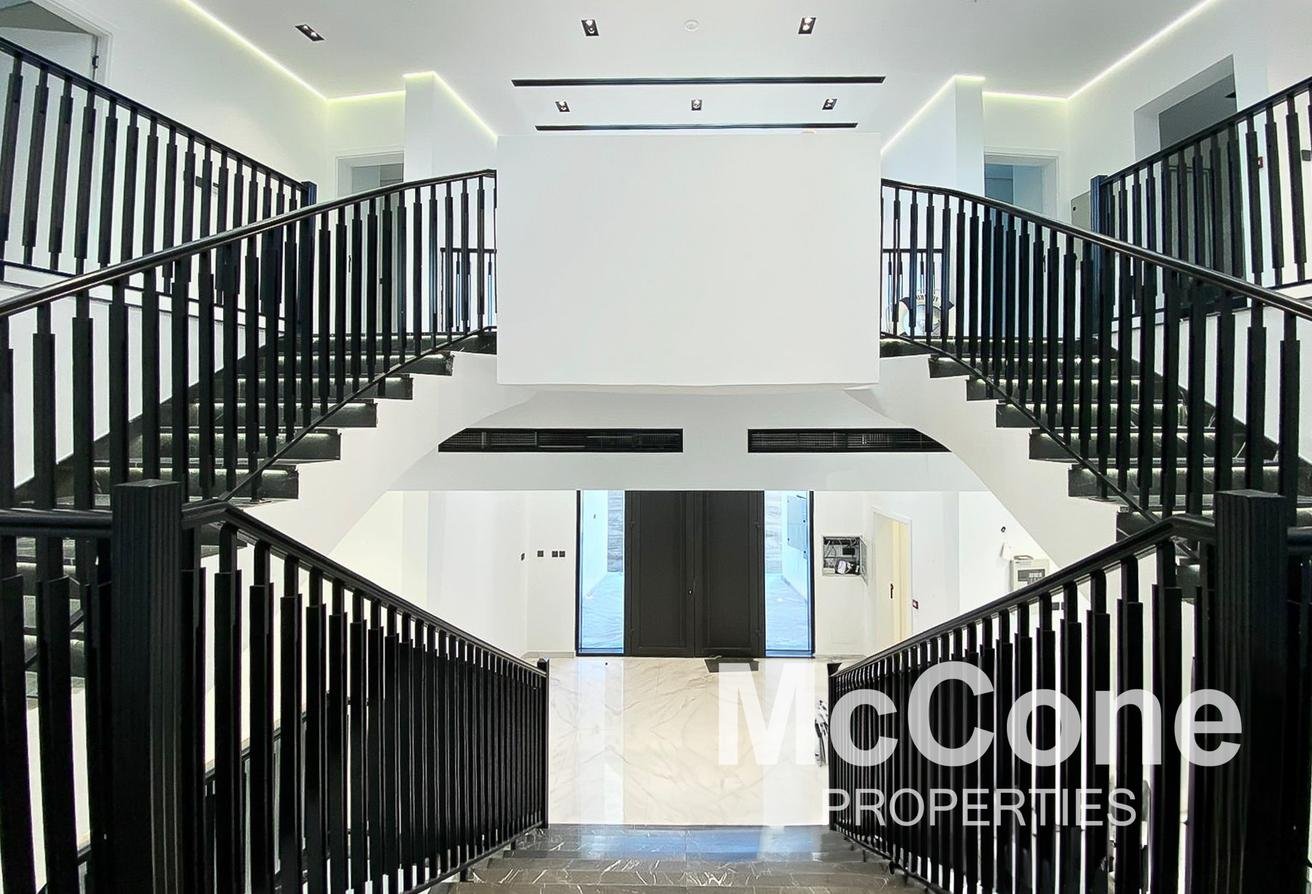 Вилла с 5 спальнями — Al Furjan West
