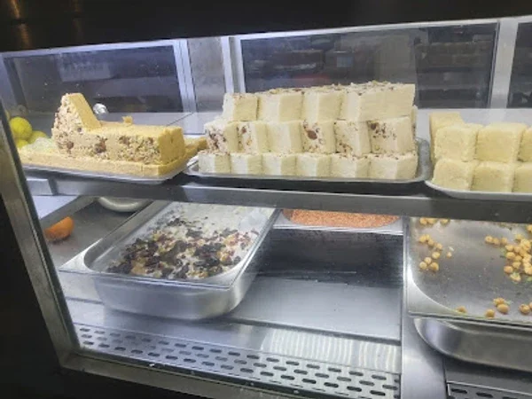 Yaqub Joya Sweets