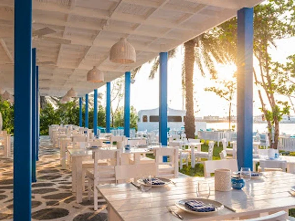 Fish Beach Taverna