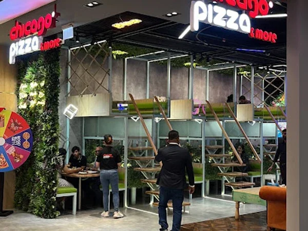 Chicago Pizza & More - Burjuman Mall Dubai | Best Pizza in Dubai
