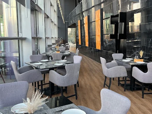 Heaven Lounge Bar and Restaurant