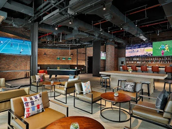 Seven Sports Bar at NH Collection Dubai The Palm