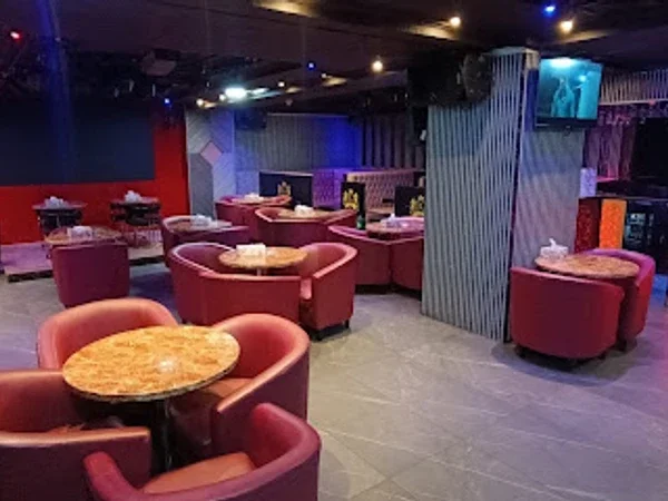 Kitakits Cafe & Club