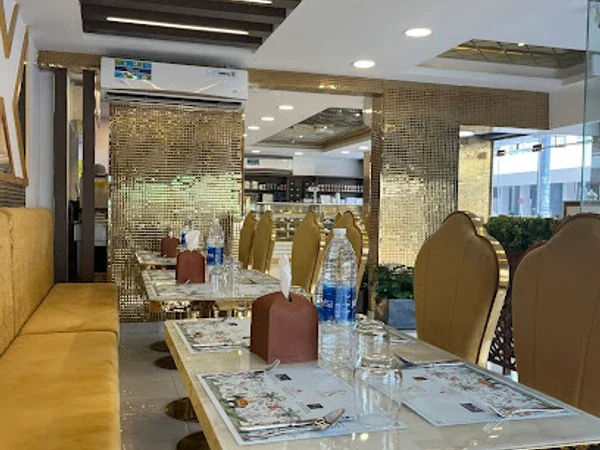 THE ROYAL MEWAR SWEETS AND RESTAURANT - KARAMA