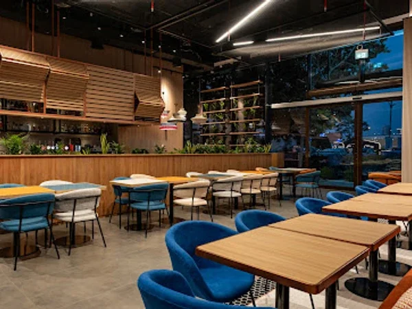 Arcade Eatery & Bar by Aloft