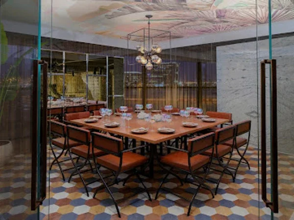 Pacific Groove Restaurant & Lounge, Paramount Hotel Dubai
