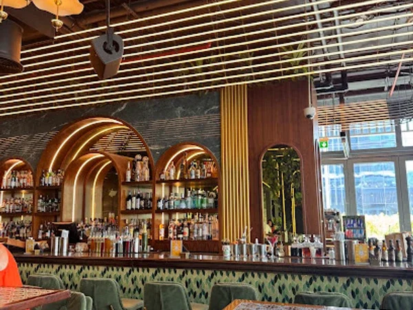 Esco-bar Cóctel Y Cocina - Radisson Dubai