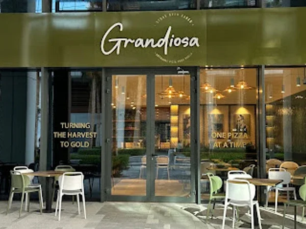 Grandiosa Pizza