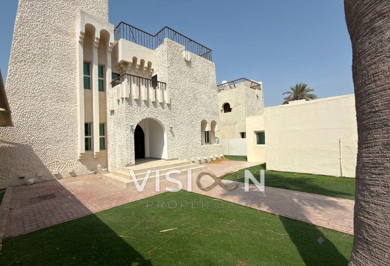 Вилла с 5 спальнями — Jumeirah 3 Villas