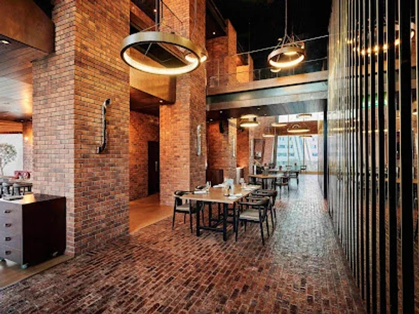 Solo Italian Restaurant & Bar