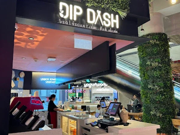 Dip Dash Restaurant & Cafe Downtown