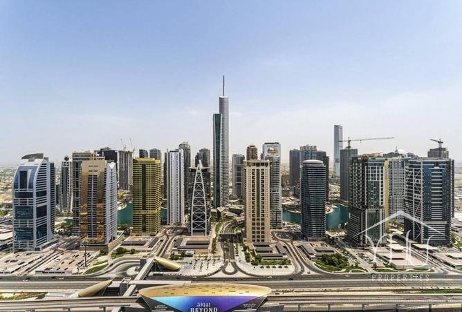4BR Apartment in Horizon Tower