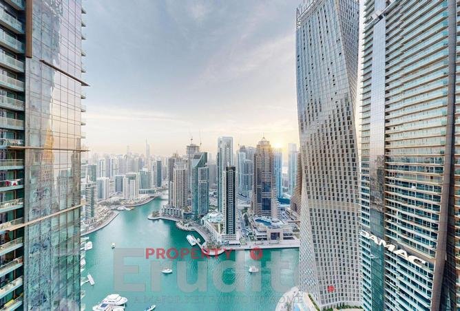 1BR Apartment in Jumeirah Living Marina Gate