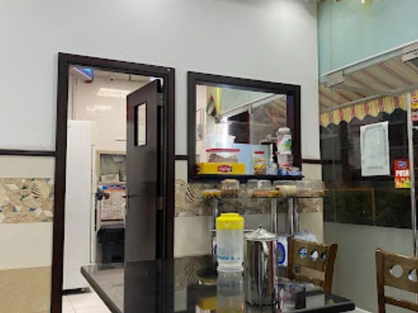 Al mamzar Restaurant, Karama