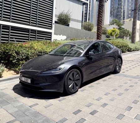 Tesla Model 3 Long Range 2024