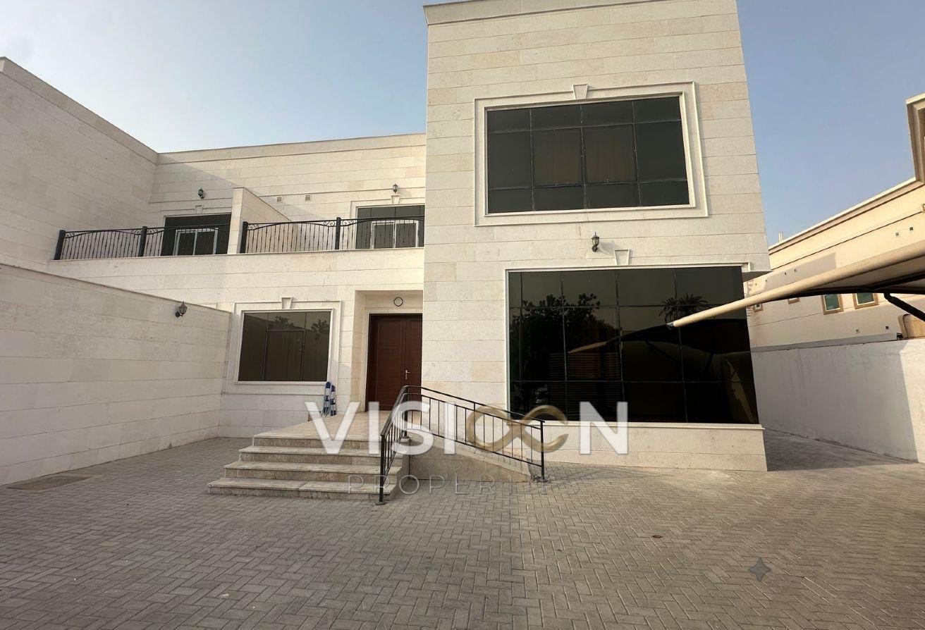Вилла с 6 спальнями — Al Barsha 3
