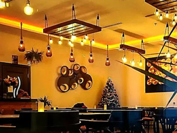Tuk Tuk Thai Cuisine - The Sustainable City