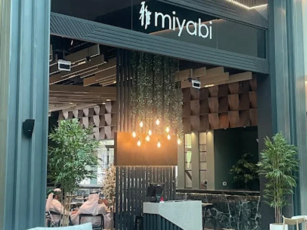 miyabi sushi City Walk Courtyard