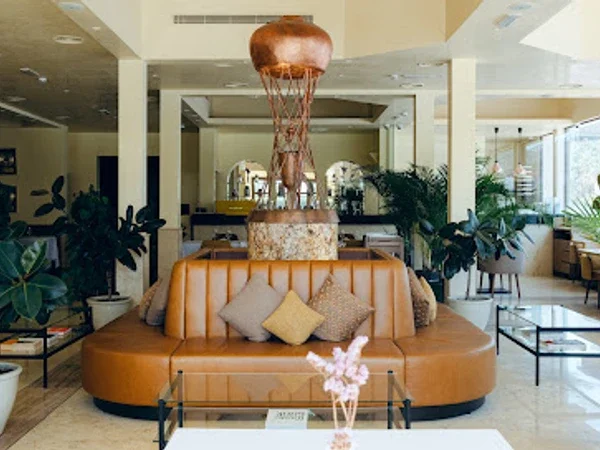 Loma Restaurant & Bakery - Fine Probiotic Dining