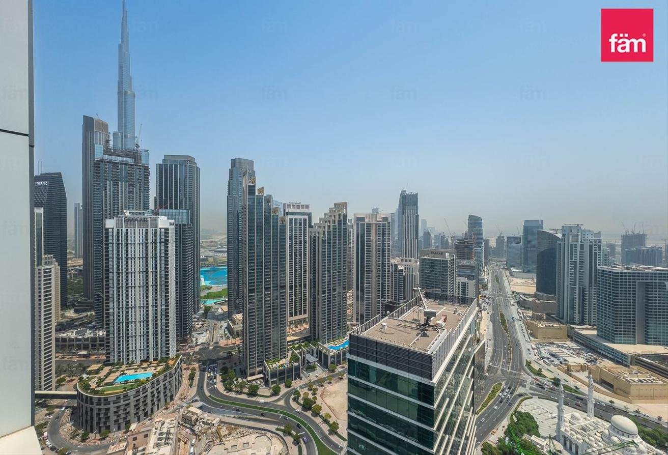 Квартира с 1 спальней — Executive Tower B