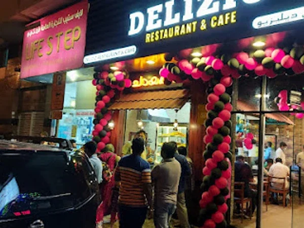 Delizio Restaurant & Cafe