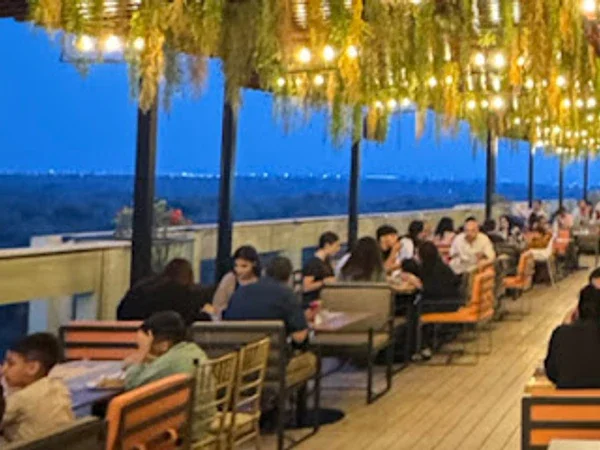 Layali Mirdif Lebanese Restaurant & Cafe