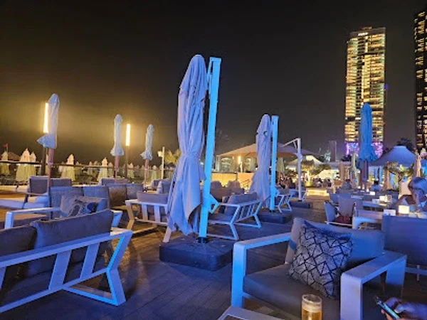 Wavebreaker Beachside Restaurant