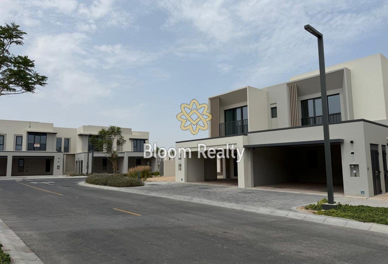 Таунхаус с 3 спальнями — Jebel Ali Village