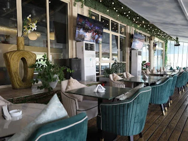 Elements Cafe