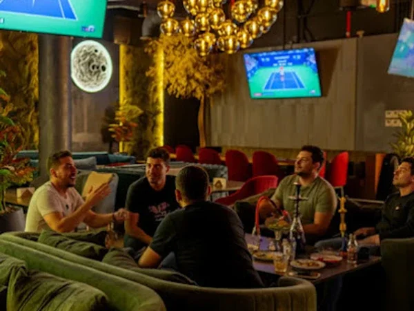 VESNA Lounge & Cafe