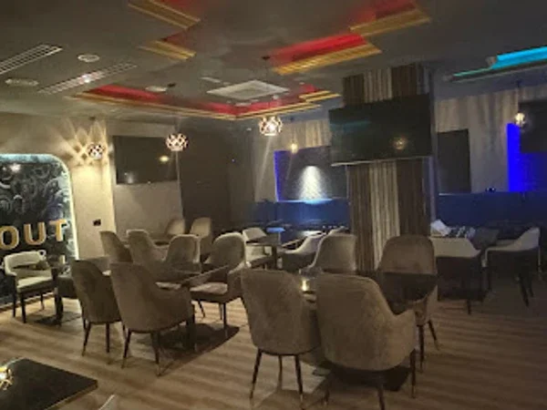 Hangout Restro & Bar