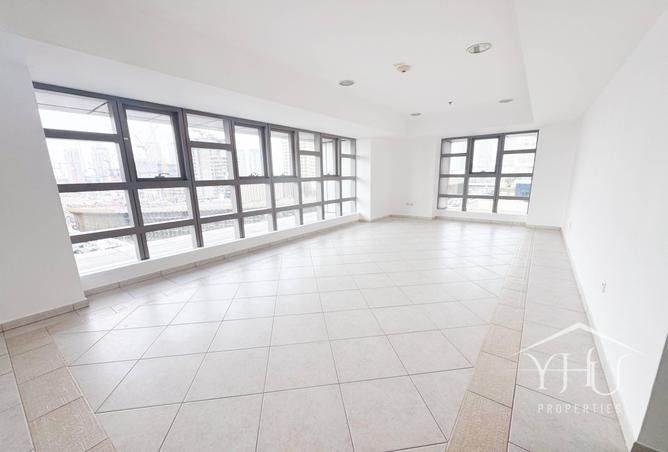 2BR Apartment in Princess Tower