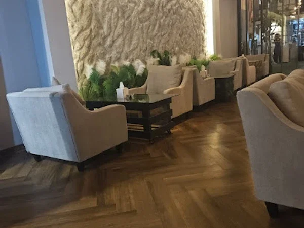 Loca Mocha Restaurant and Cafe