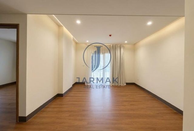 1BR Apartment in Manam Prime