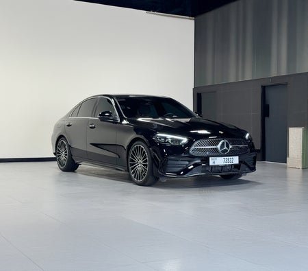 Mercedes Benz C200 2025