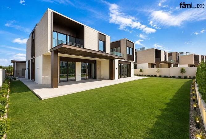 Вилла 5BR в Palm Hills