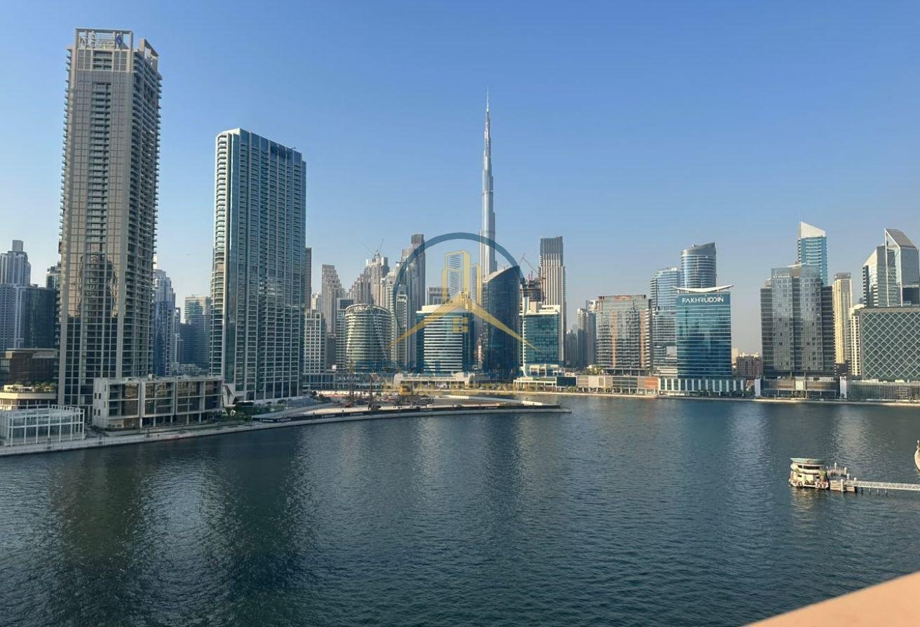 Квартира с 2 спальнями — Millennium Binghatti Residences