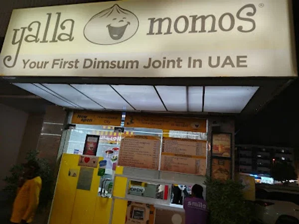 Yalla Momos