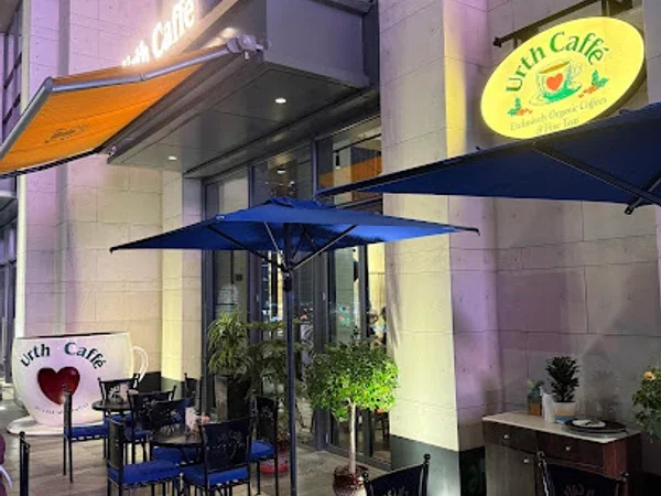 Urth Caffe
